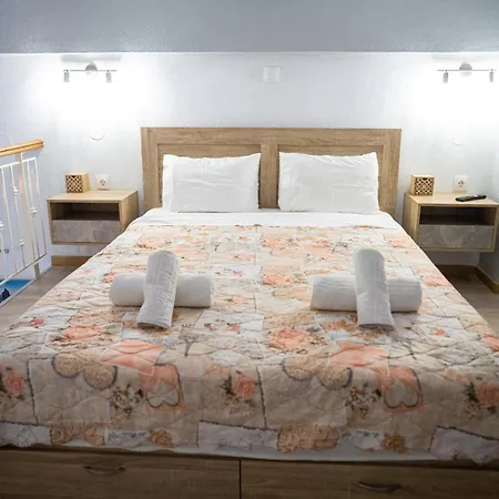 Filippou Luxury Flogita