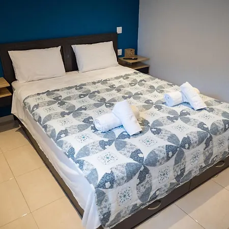 Filippou Luxury Daire Flogita