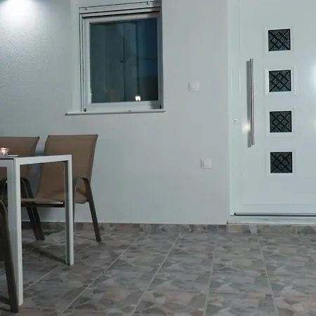 Filippou Luxury