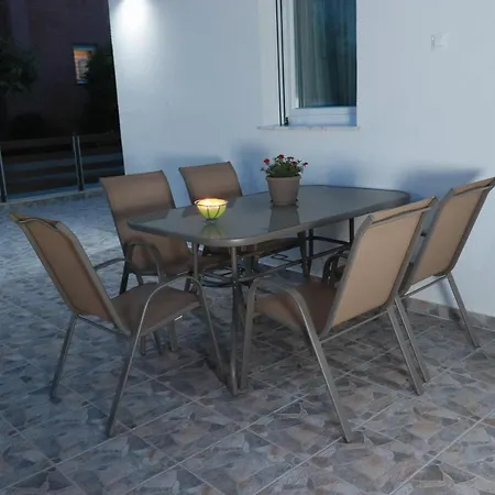 Filippou Luxury Flogita
