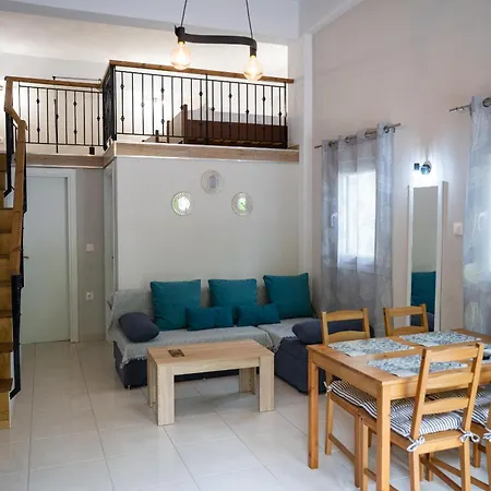 Filippou Luxury דירה *