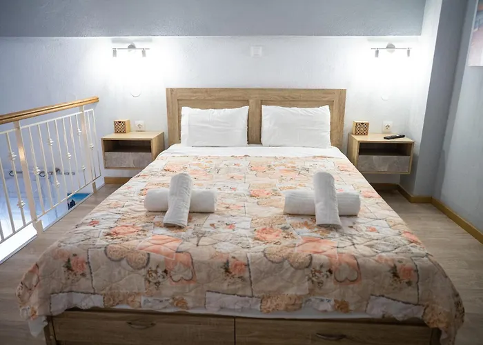 Filippou Luxury Flogita